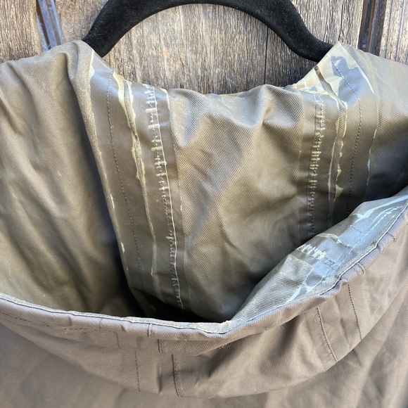 Women's Chrome Industries Camo LS Hooded Jacket M Windbreaker Full Zip Nylon - Picture 8 of 12